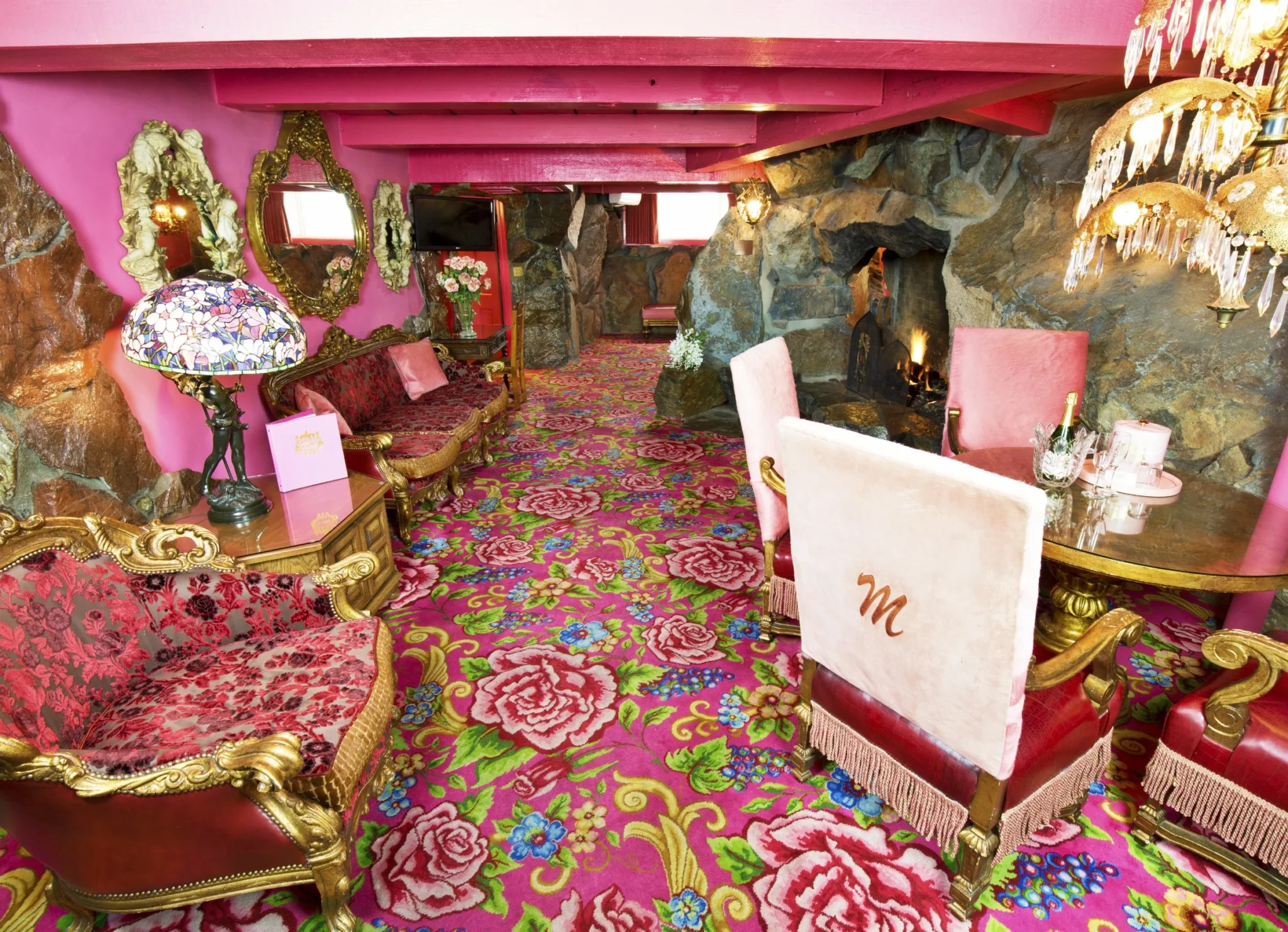 Luxury Suites